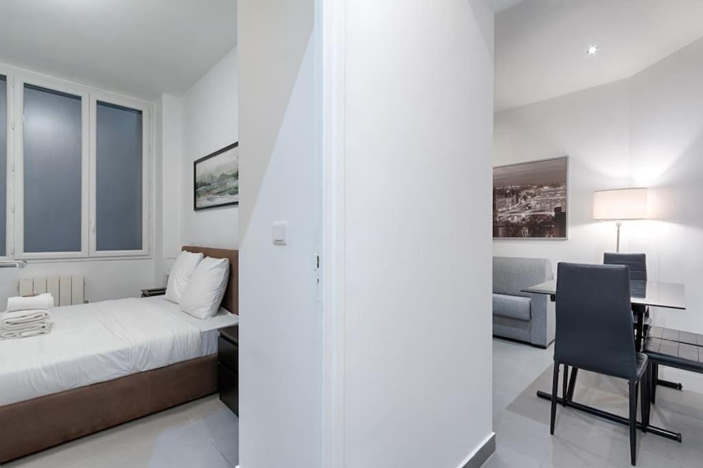Batignolles Lemercier Cosy 4p-1br * Parijs